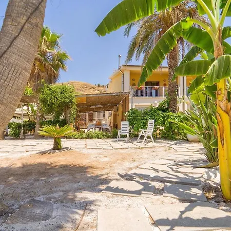3 Bedroom Awesome In Holiday home Menfi
