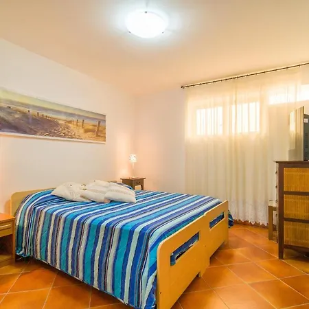 Holiday home 3 Bedroom Awesome In