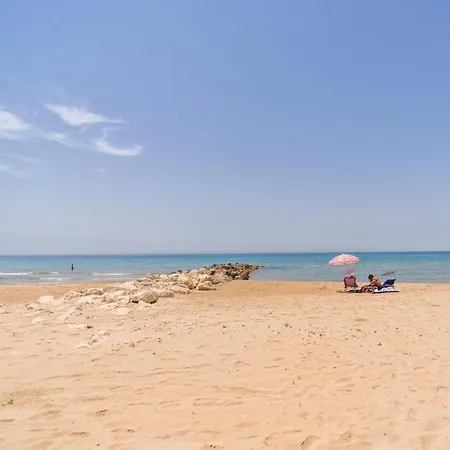 3 Bedroom Awesome In Menfi