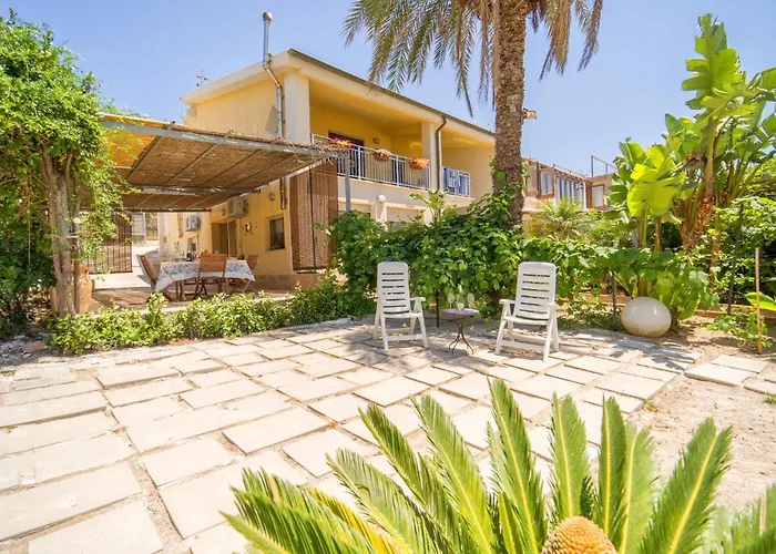 3 Bedroom Awesome In Менфи