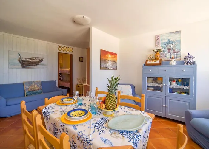 Дом отдыха 3 Bedroom Awesome In Менфи